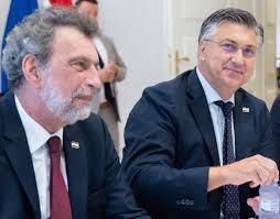 MINISTAR FUCHS PRIJEDLOGOM NOVIH NACIONALNIH SVEUČILIŠNIH, ZNANSTVENIH I UMJETNIČKIH KRITERIJA UZNEMIRIO JE AKADEMSKU ZAJEDNICU