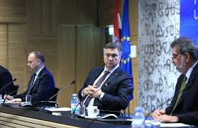 ZBOG LOŠEG SUSTAVA VISOKOG OBRAZOVANJA I ZNANOSTI HRVATSKA JE NA 101. MJESTU U SVIJETU NA RAZINI ZNANSTVENE SURADNJE IZMEĐU SVEUČILIŠTA I INDUSTRIJE